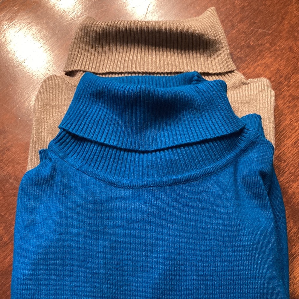 Joseph A Blue and Tan Cowl & Turtleneck Sweaters